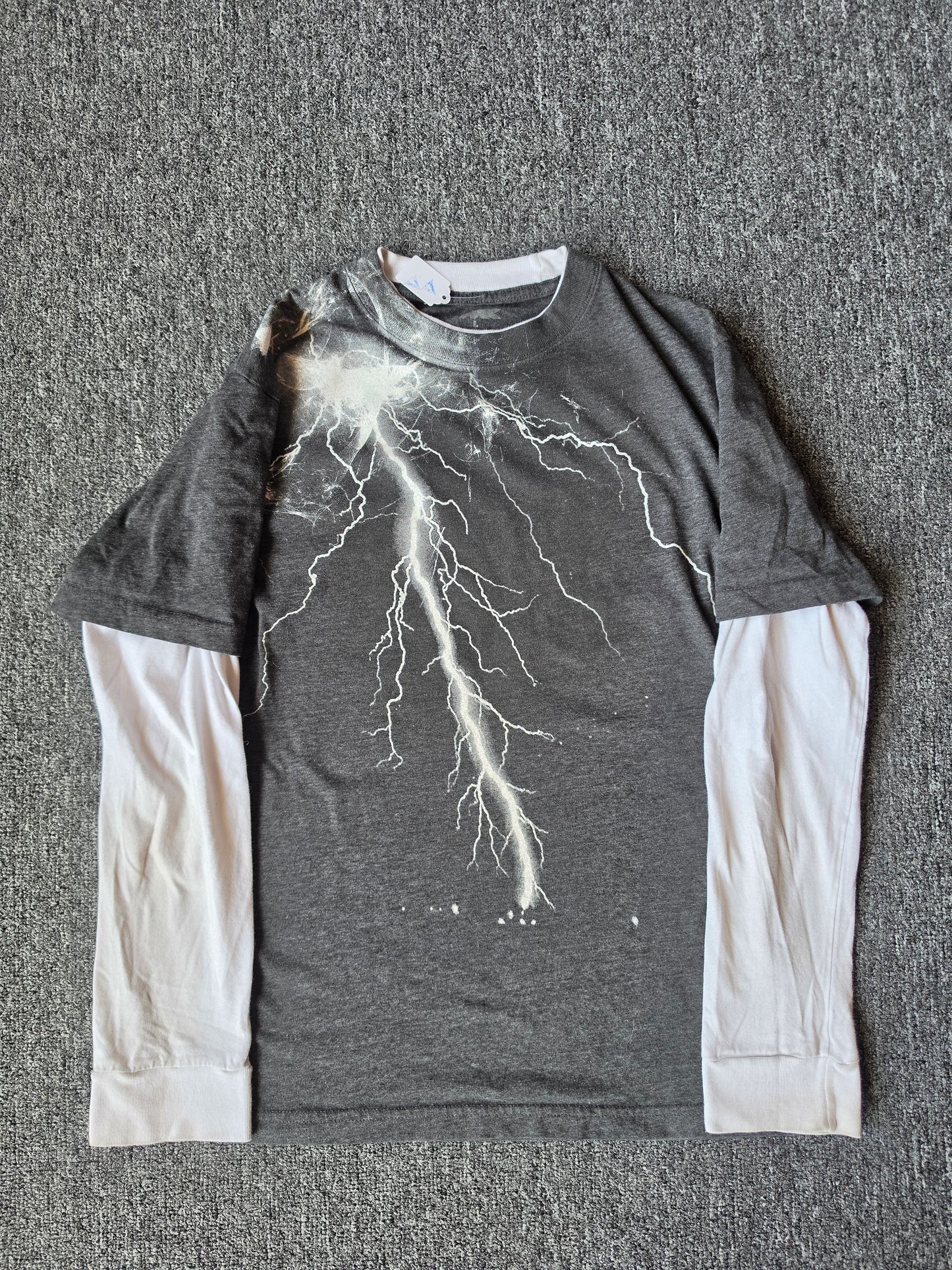 Lighning Black and White Thermal (L)