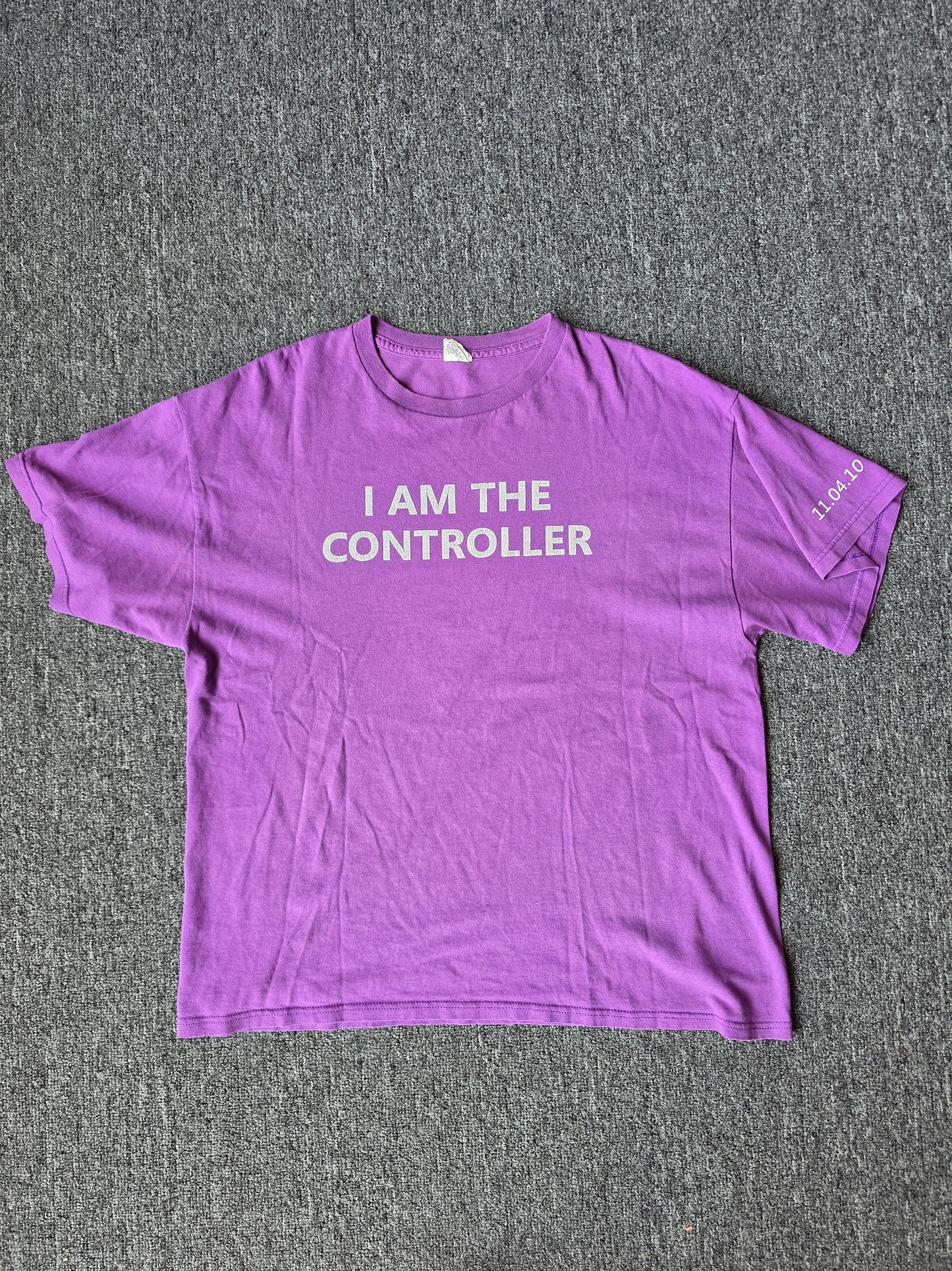 Xbox Kinect "I Am The Controller " 2010 Promo Tee (L)