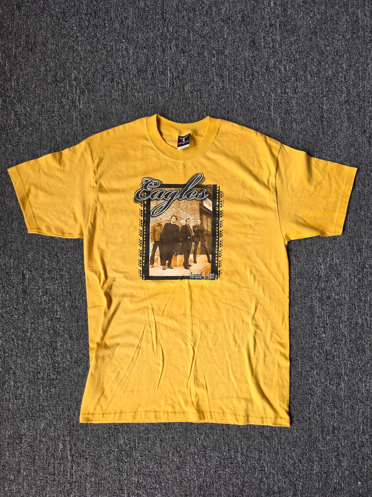 The Eagles 2005 Tour Band Tee (M)