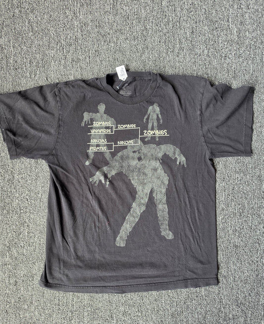 Zombies Funny Tee (L)