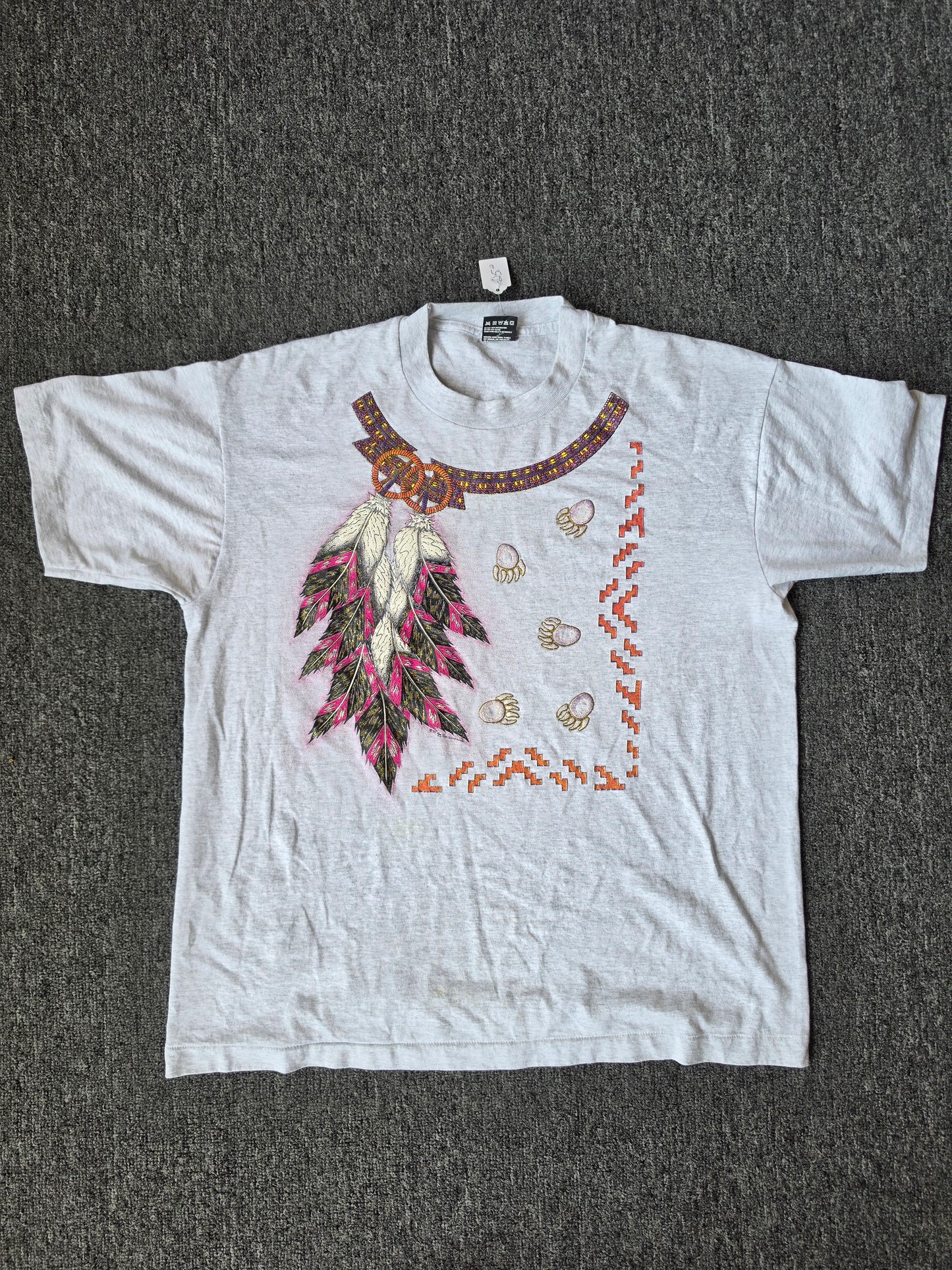 Native American Embroidered 90s Tee (XL - Fits Like L)