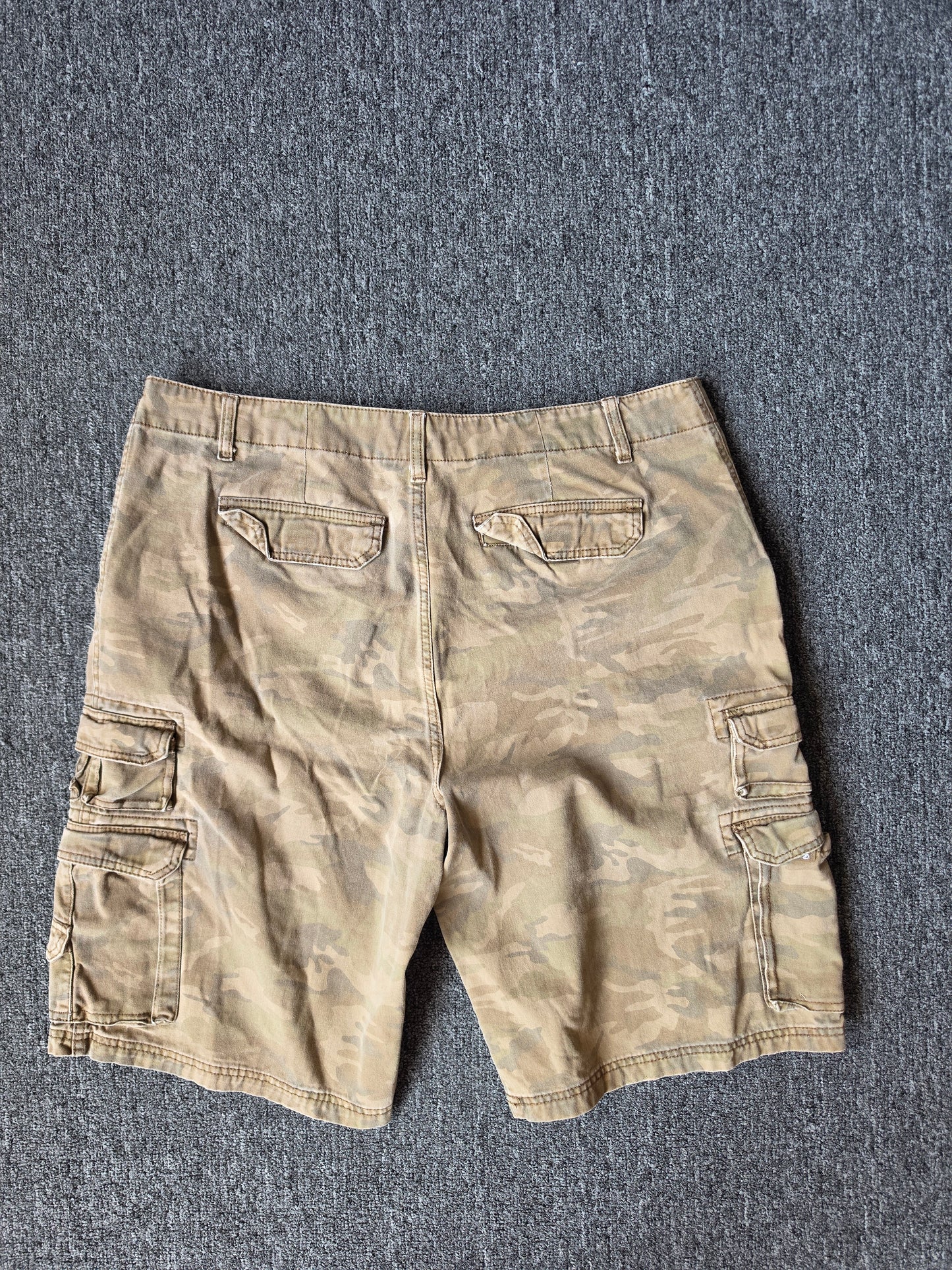Iron Camouflage Cargo Shorts (38)