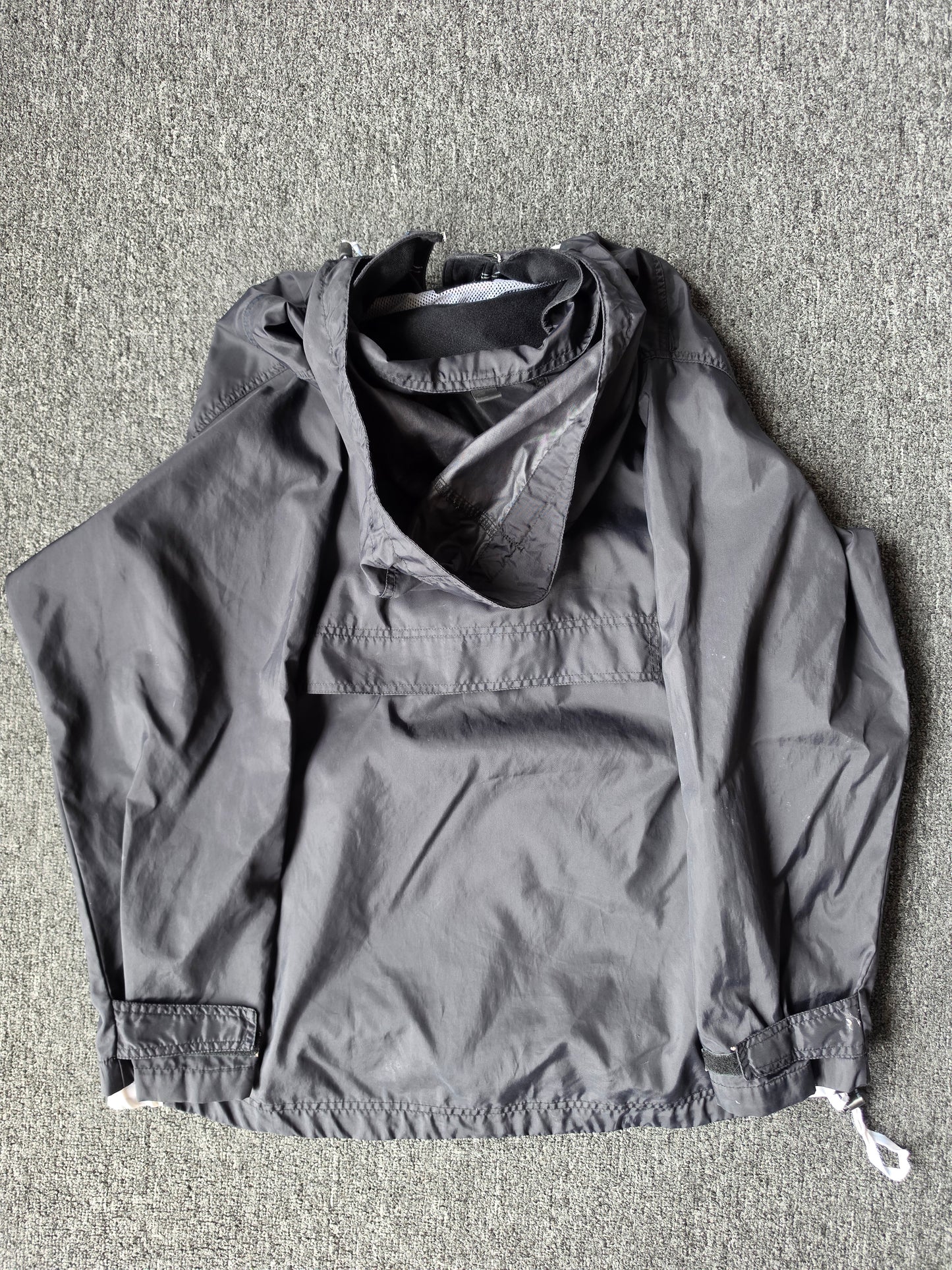 Nikes Black Windbreaker Jacket (L)