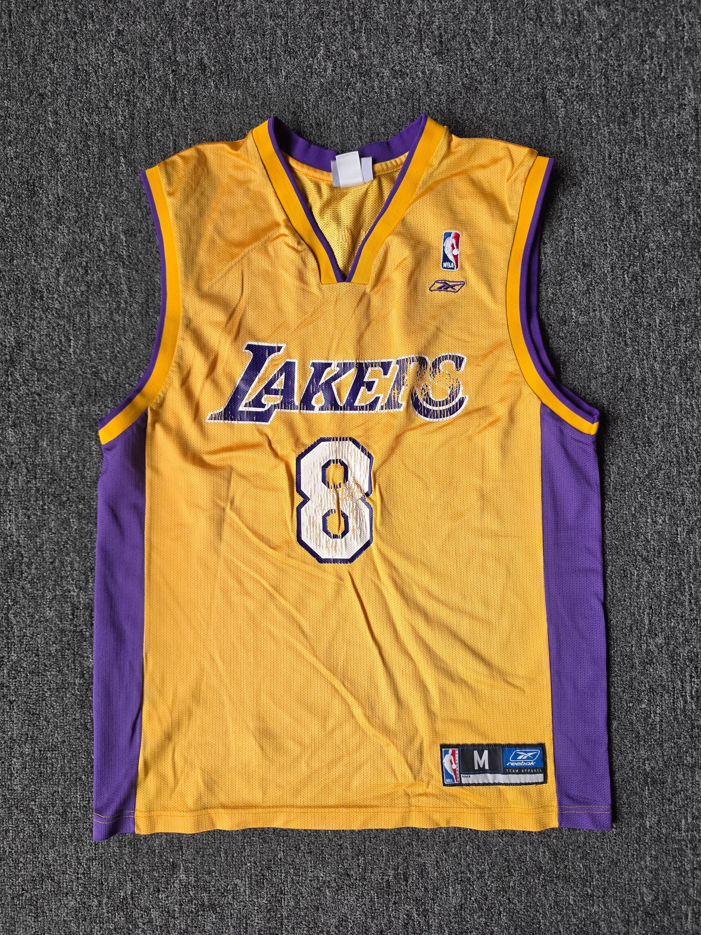 Kobe Bryant #8 - 90s Distressed Lakers Jersey (M)
