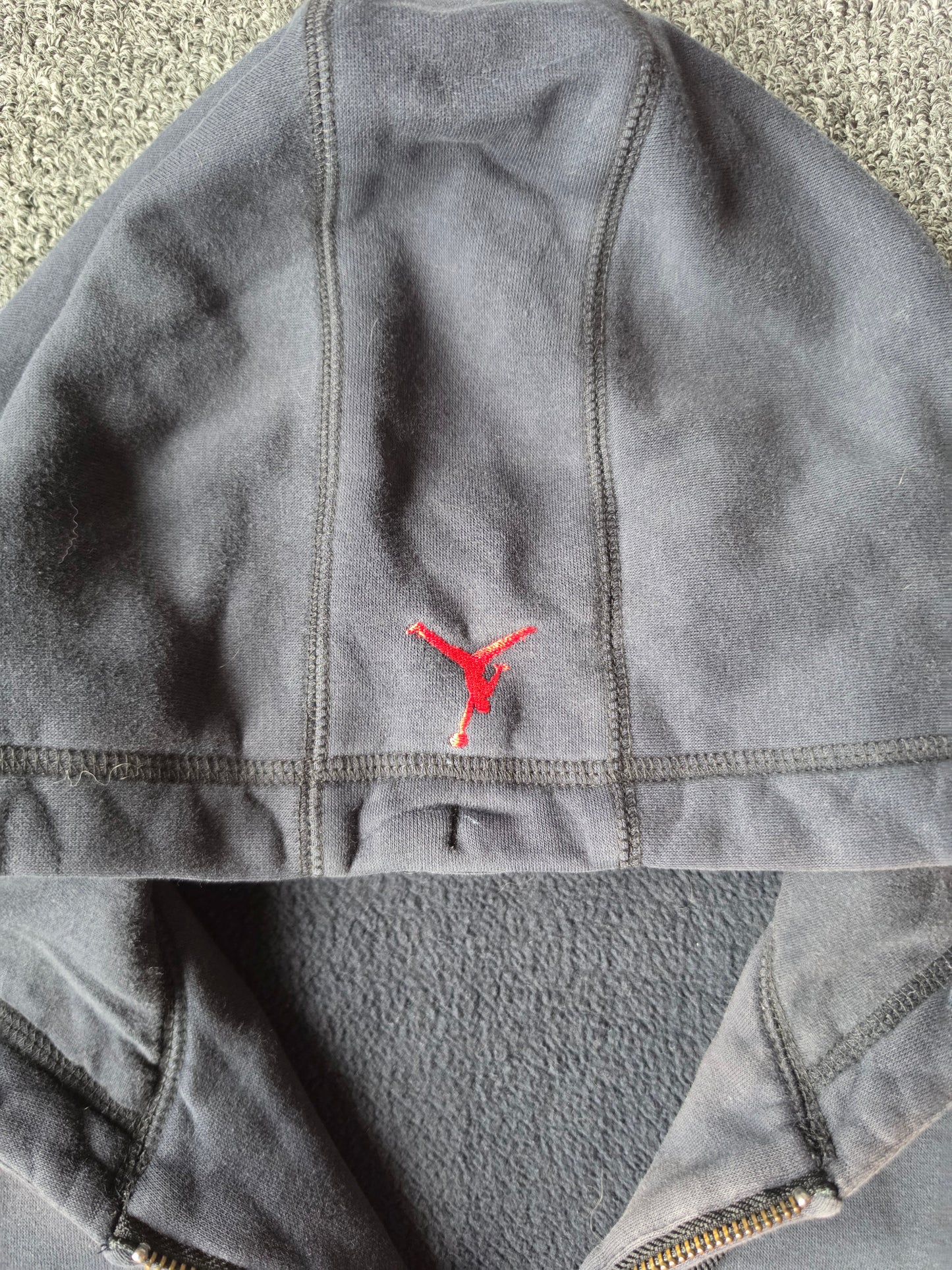 Chicago Bulls Jump Man Air Jordan Embroidered Zip Up (L)
