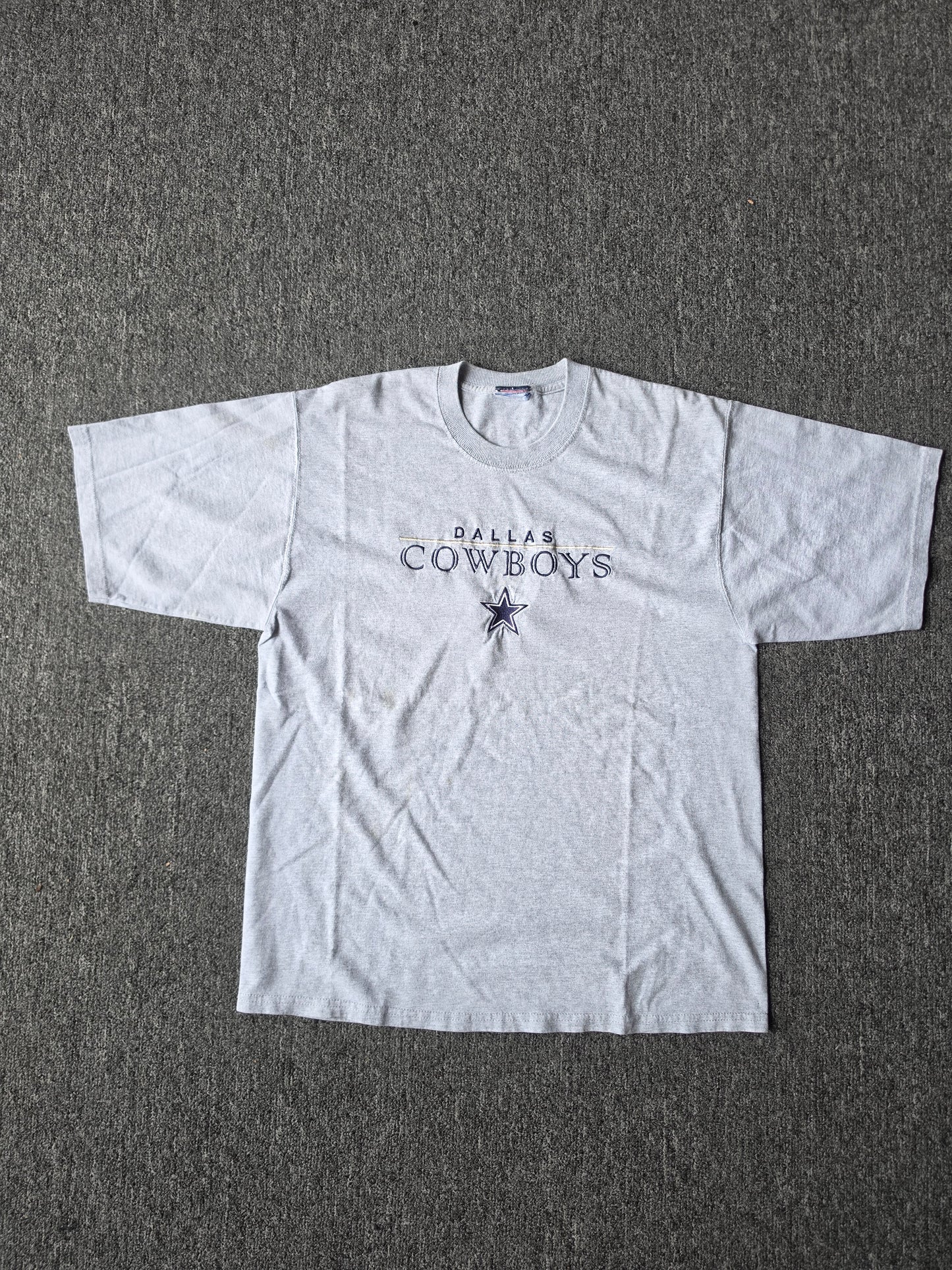 Dallas Cowboys NFL Embroidered Tee (L)