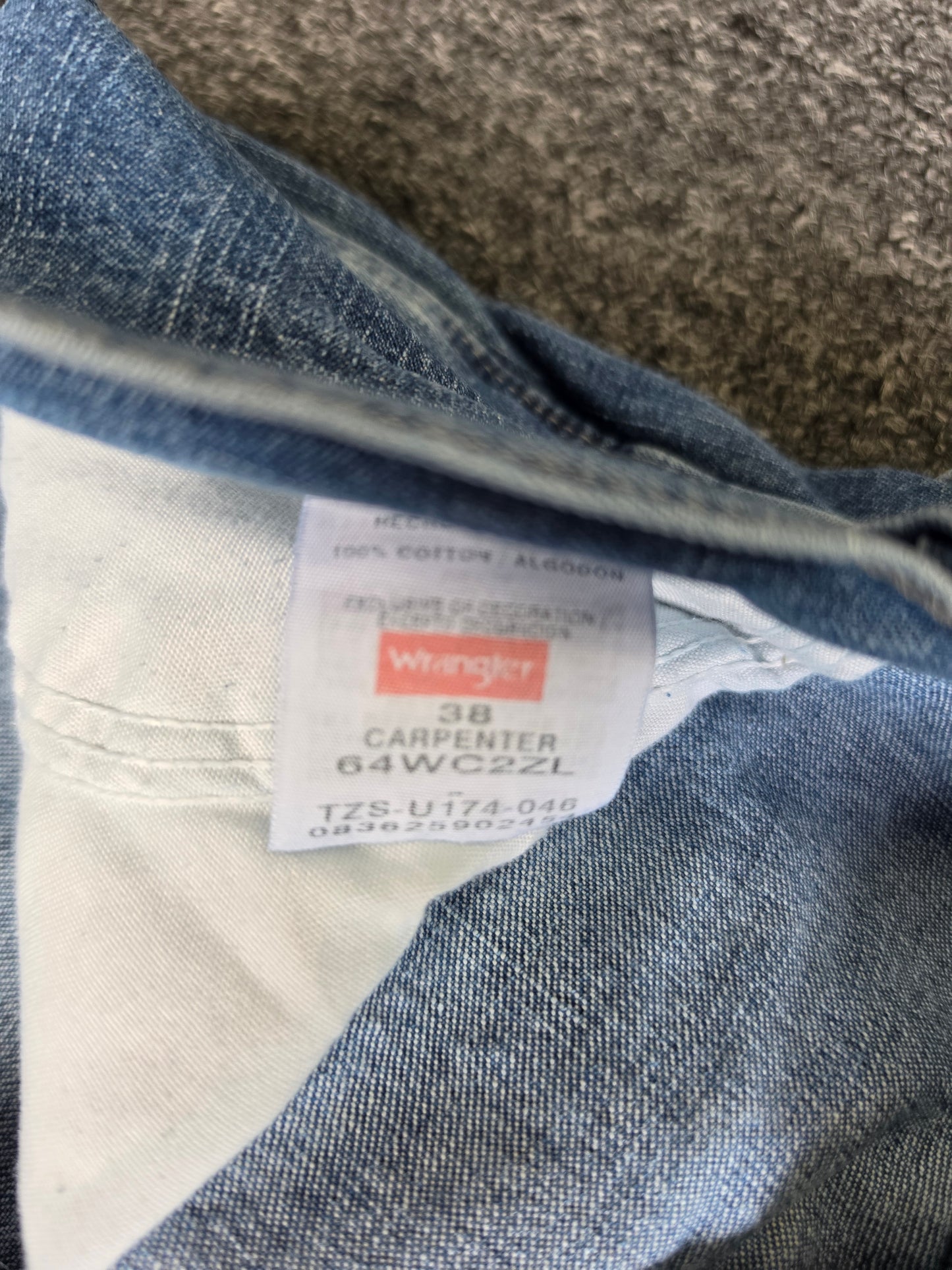 Wrangler Carpenter Denim Jorts (38)