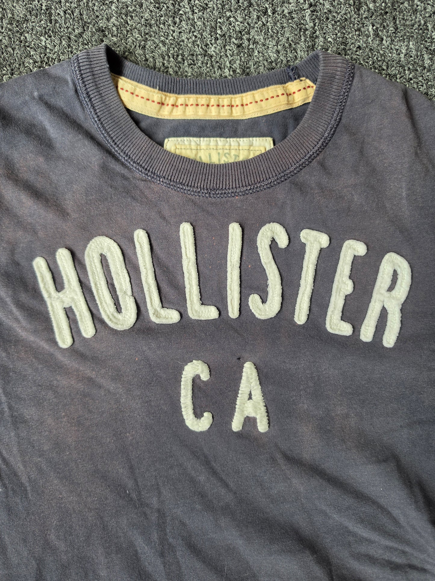 Hollister Embroidered Womens Tee (S)