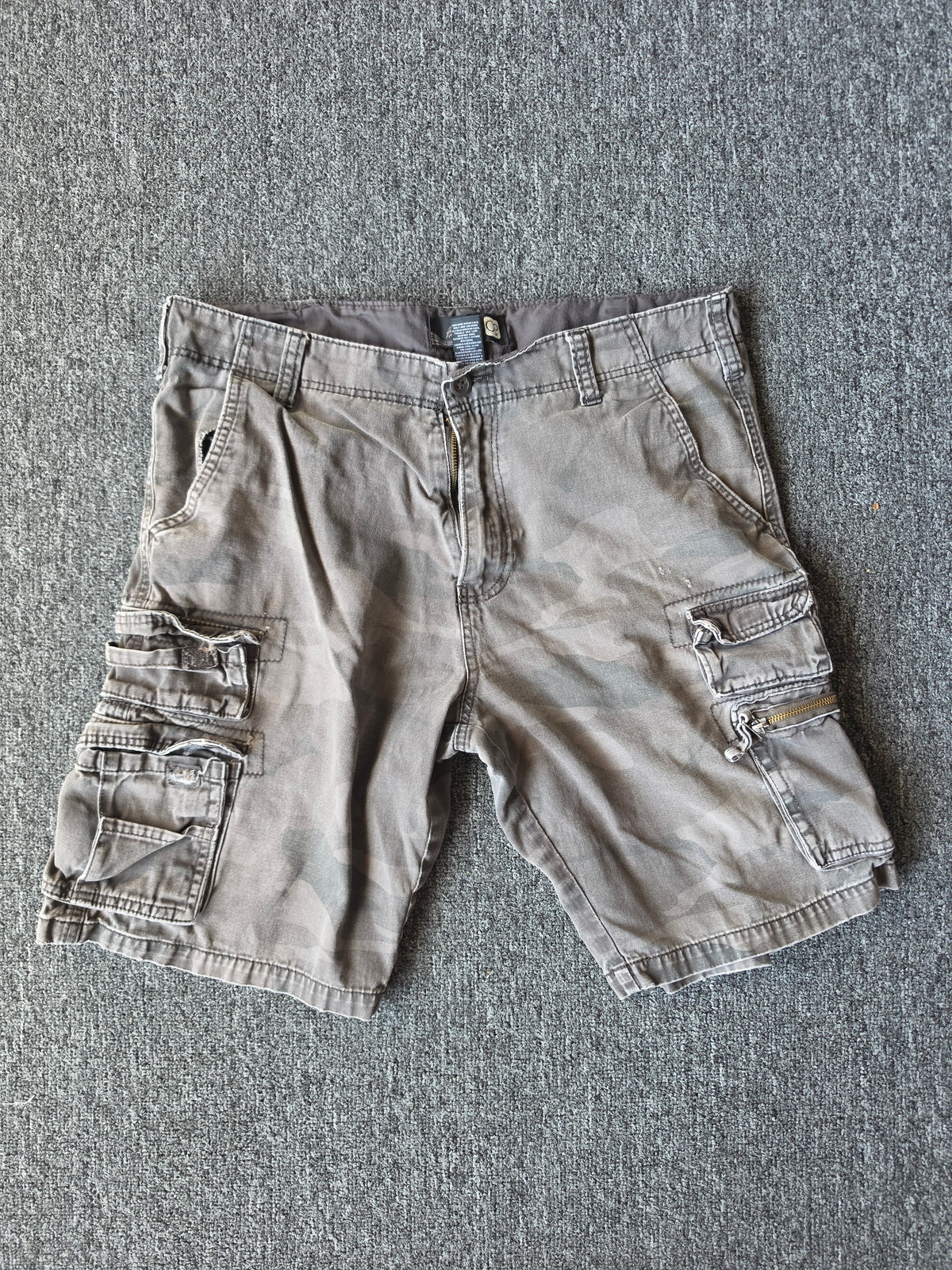 OP Camo Shorts (36)