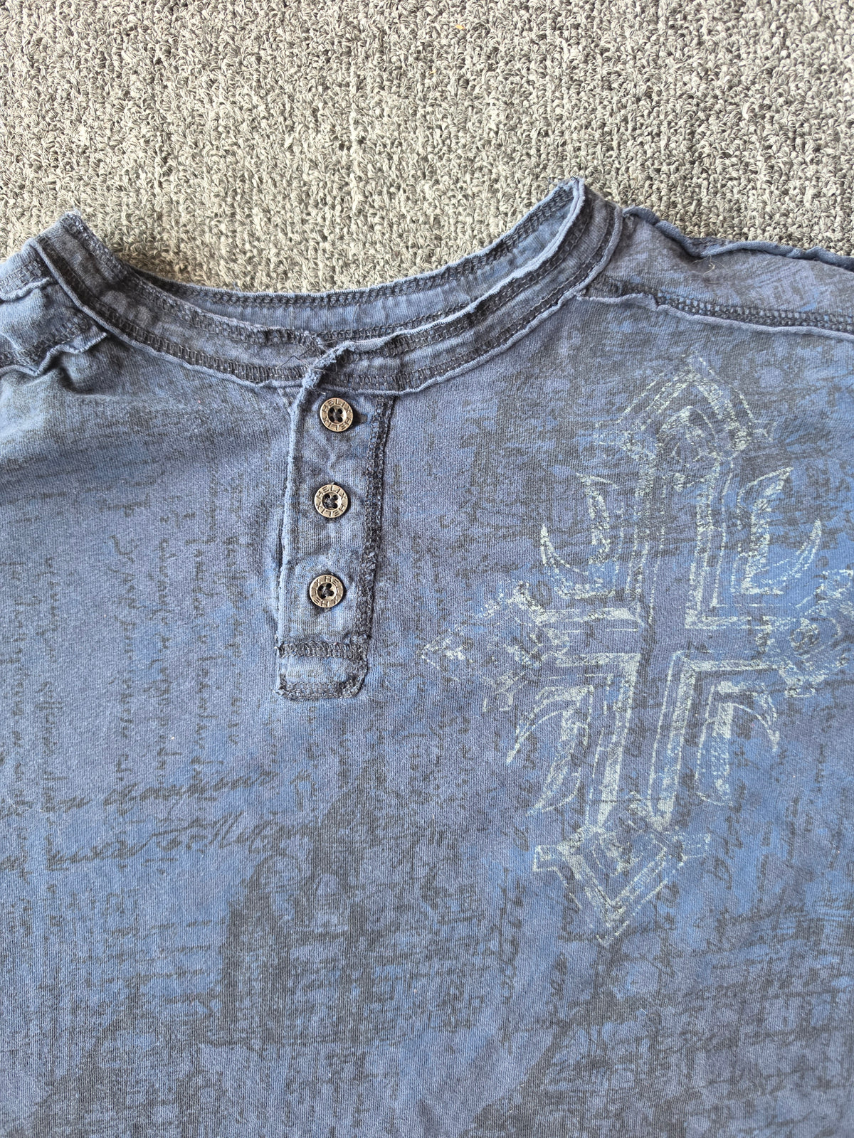 Helix Y2k Quarter Button Up Tee (XL)
