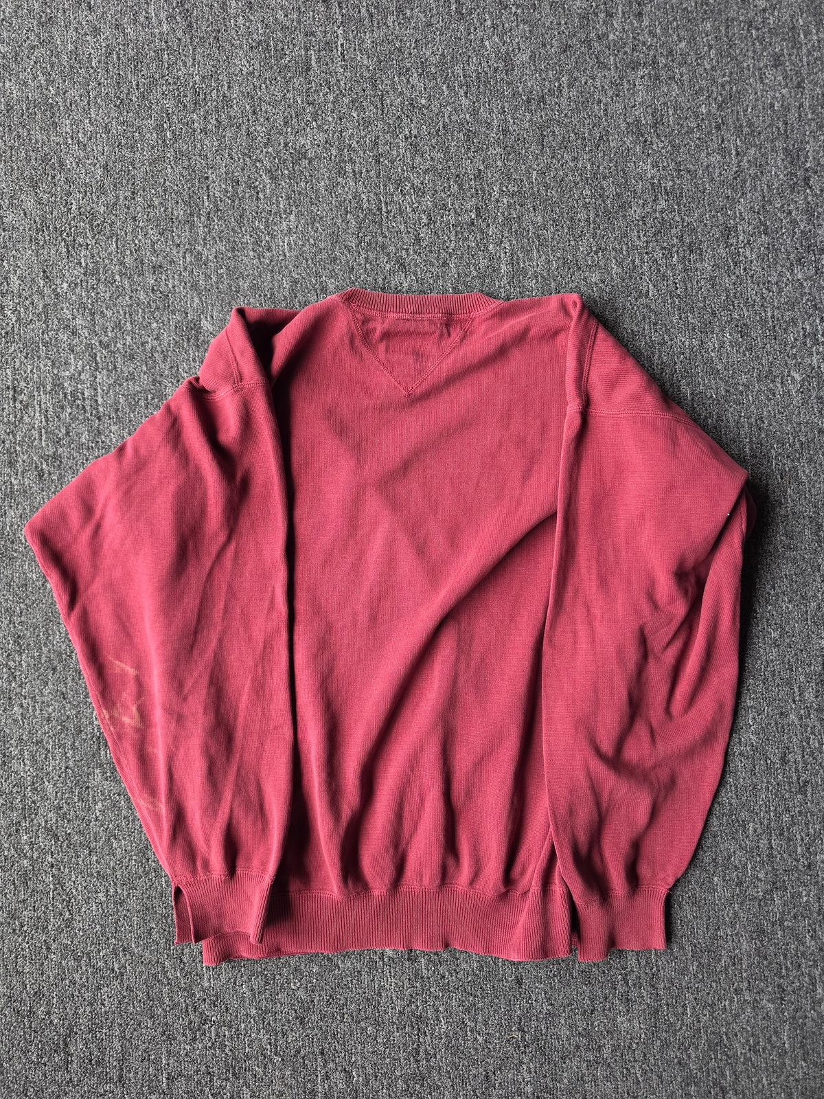 Tommy Hilfiger Maroon Crew (L)