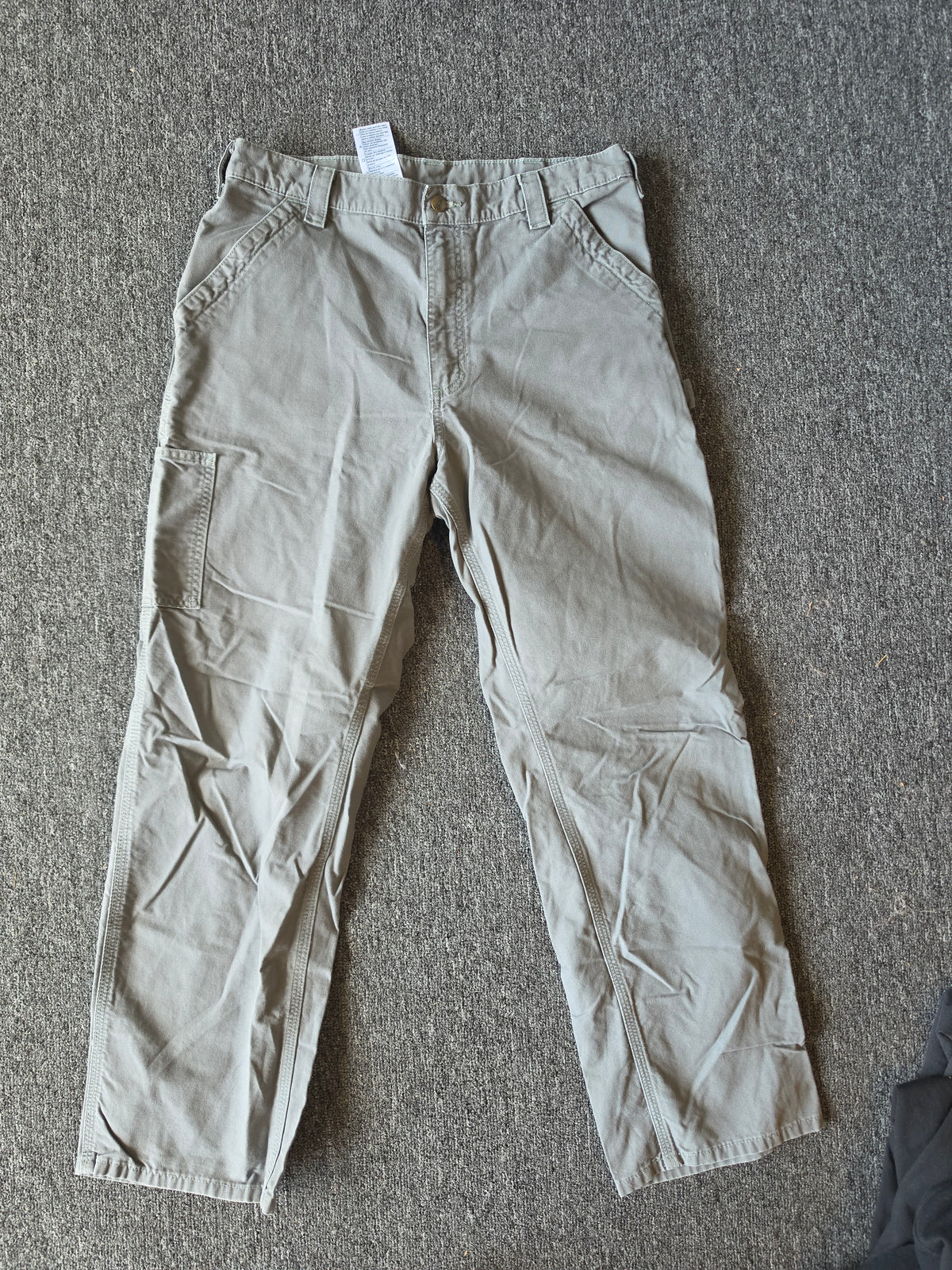 Medium Brown Carhartt Pants (36/32)