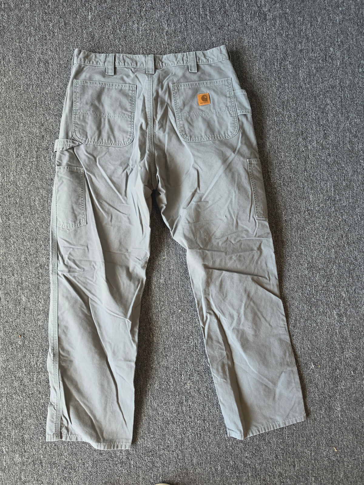 Medium Brown Carhartt Pants (36/32)