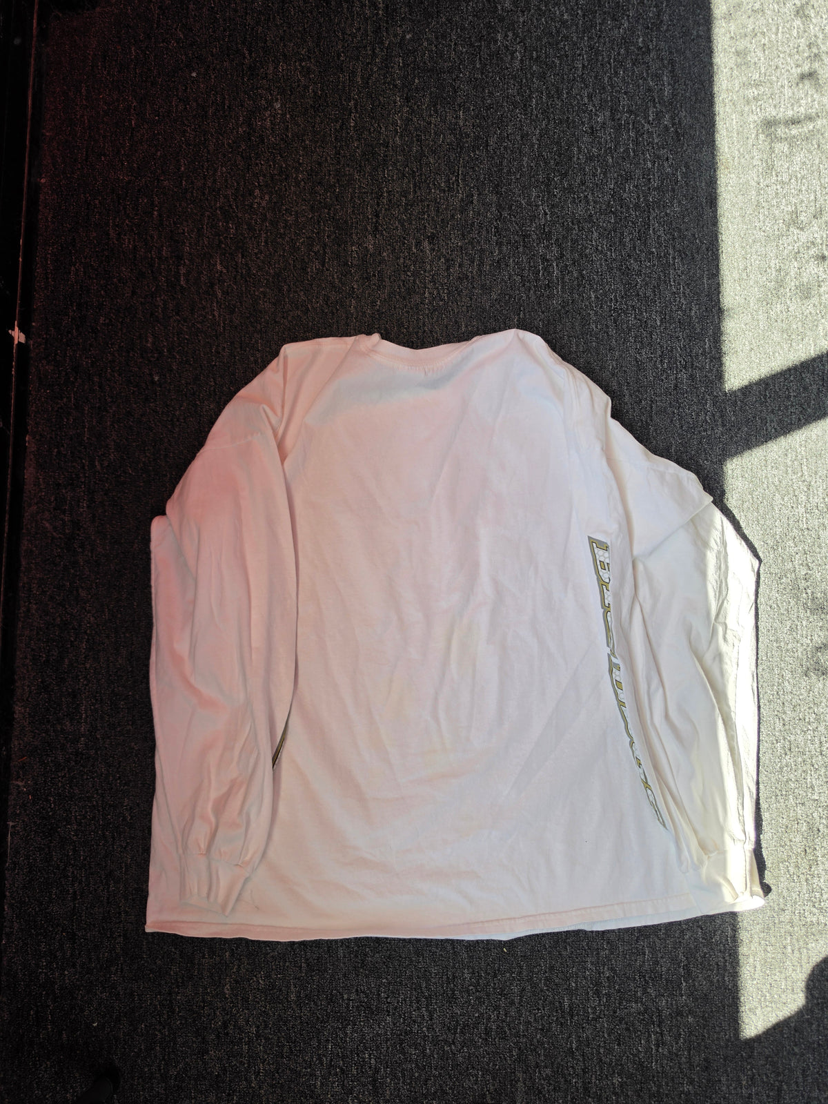 Big Dogs White Long Sleeve (4XL)