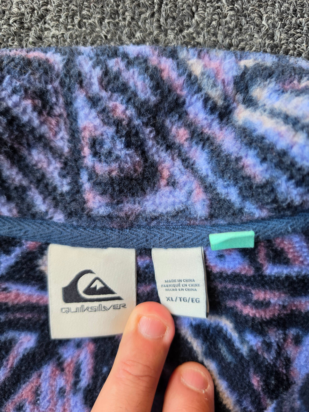 Quicksilver Fleece (XL)