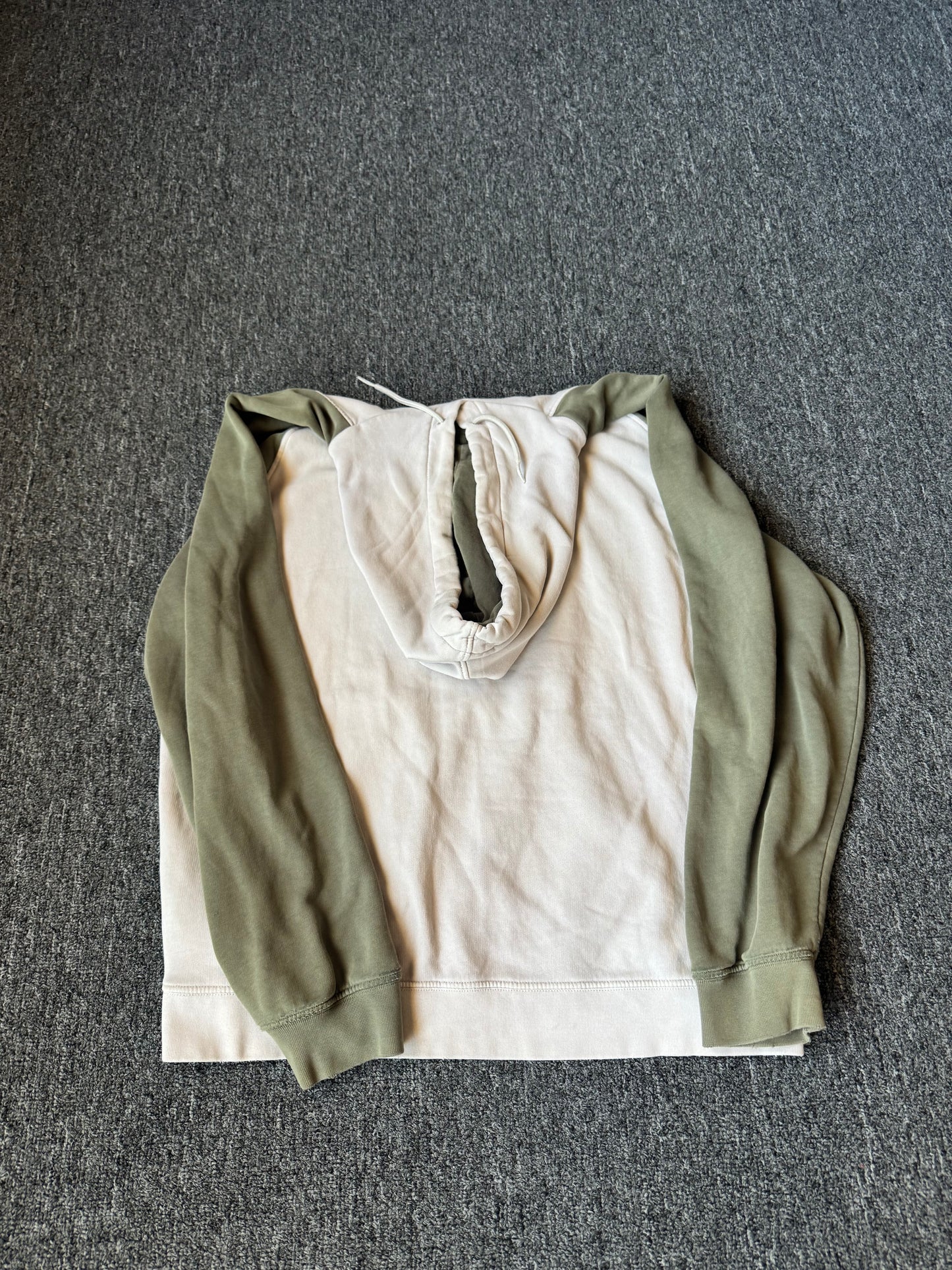 Tan and Green Nike 2000s Hoodie (2XL)