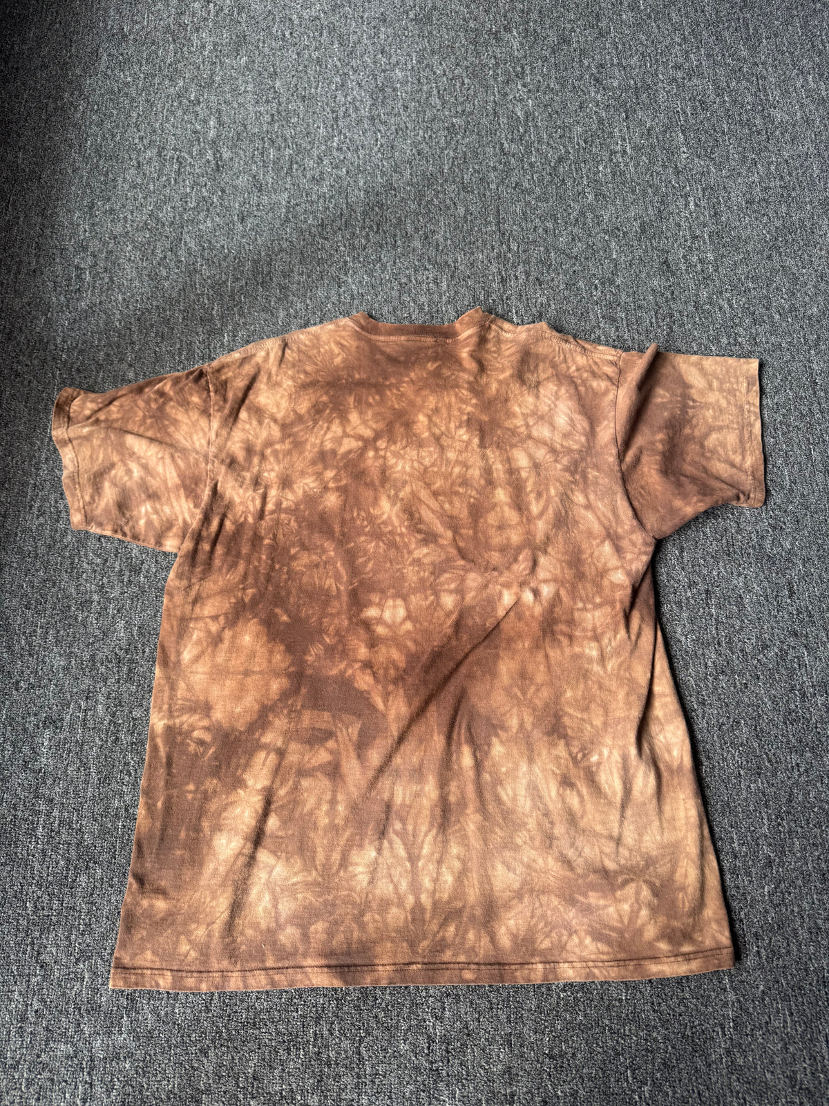 Brown The Mountain Nature Giraffe Shirt (XL)