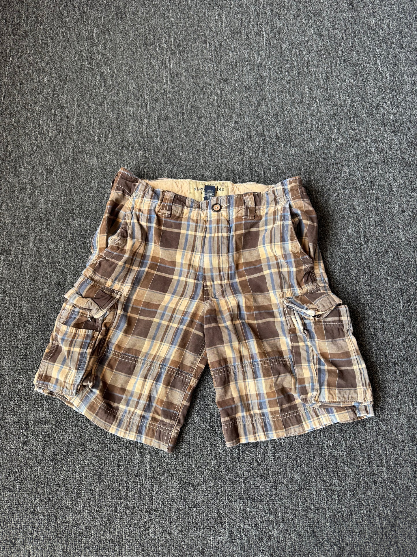 Abercrombie and Fitch Plaid Shorts (32)