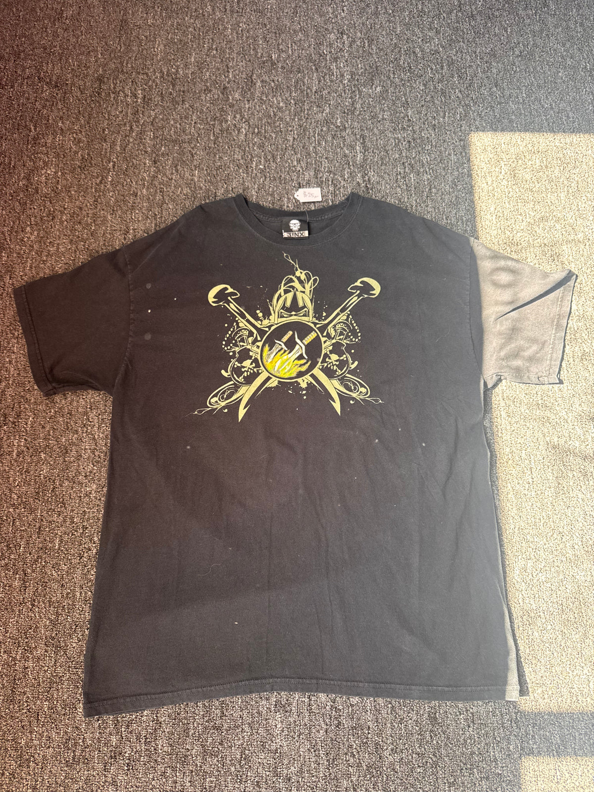 Black Y2K Assassins Creed Jinx Shirt (XL)
