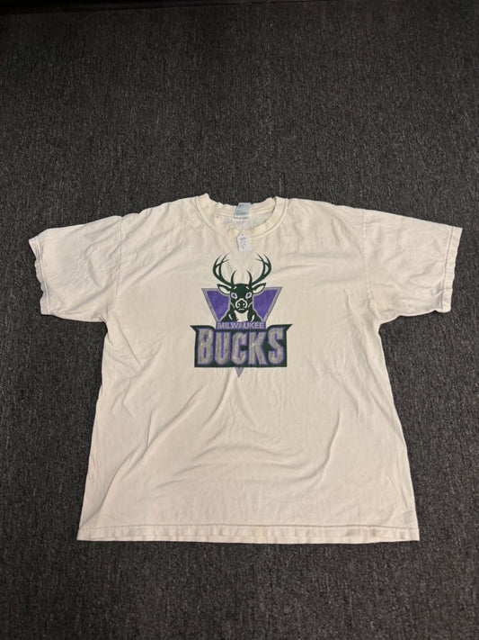 Milwaukee Bucks NBA Tee (XL)