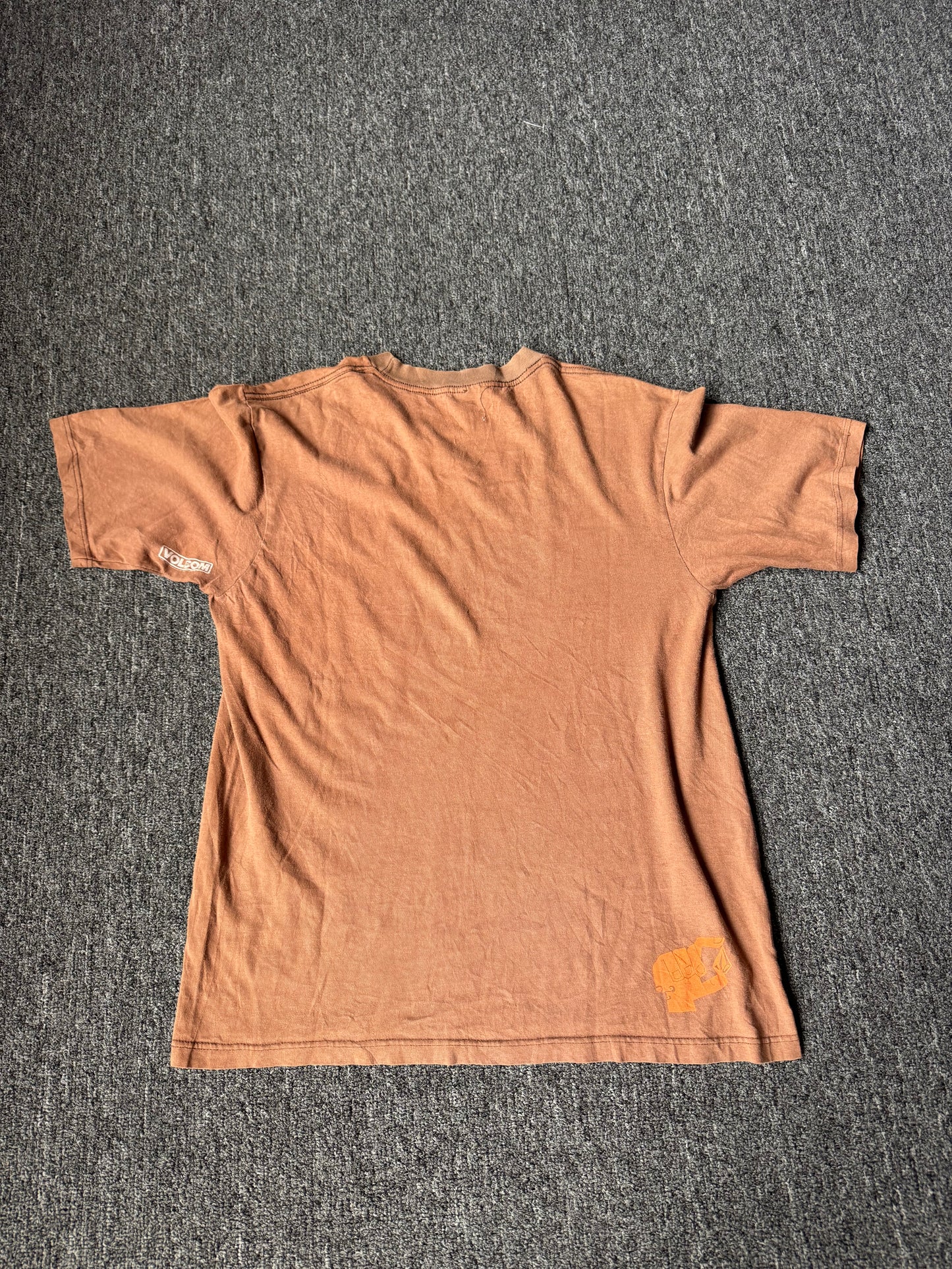 Faded Brown Y2K Volcom Skate Shirt (L)