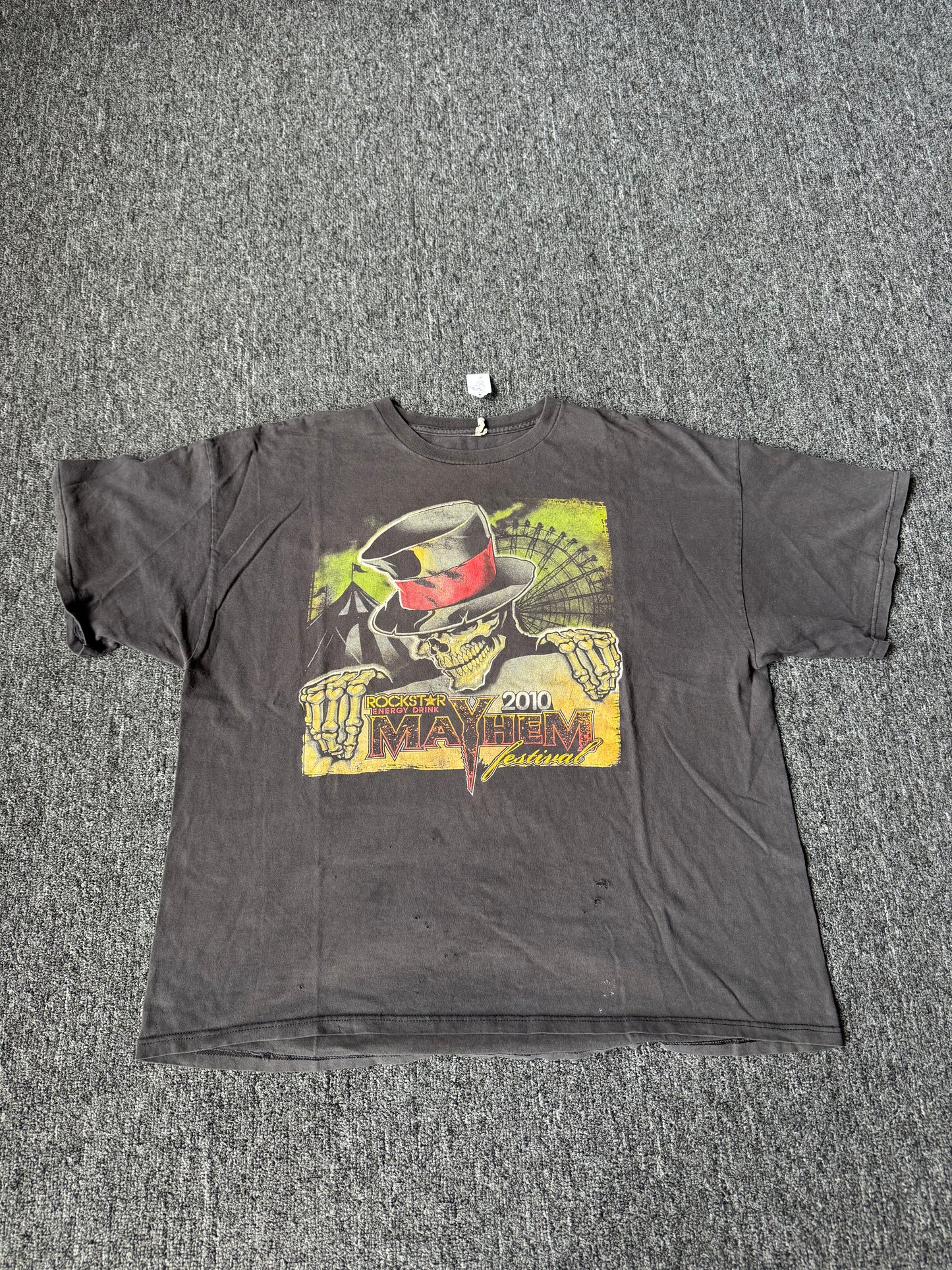 Y2K Mayhem Distressed Band Tee (XL)