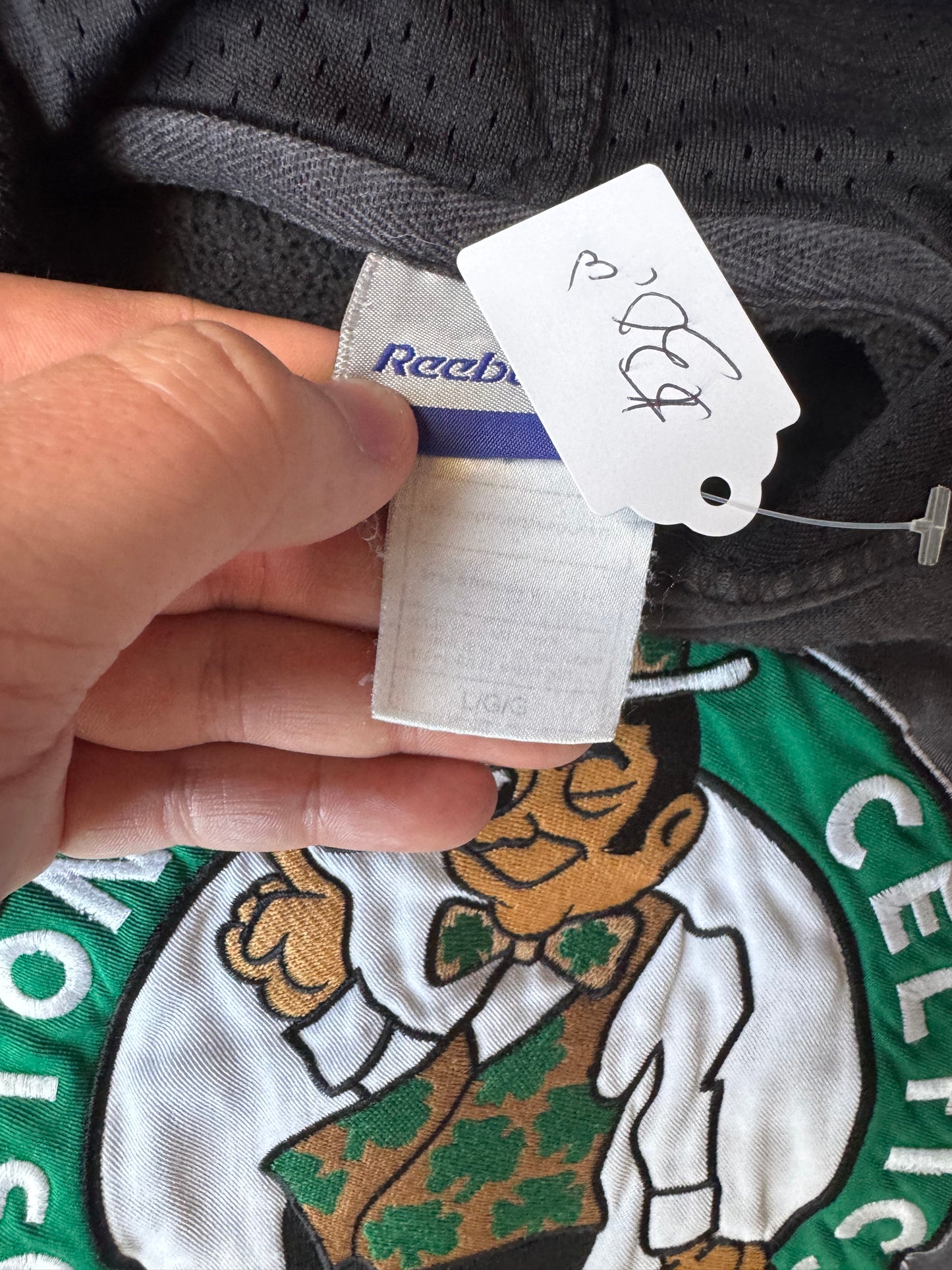 2000s Rebook Boston Celtics Hoodie (L)