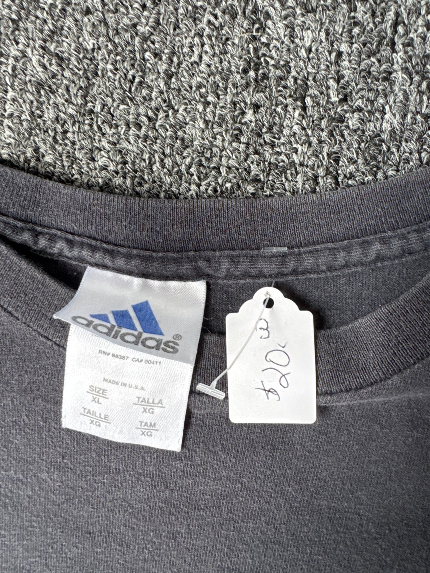 Y2K Black Adidas Shirt (2XL)