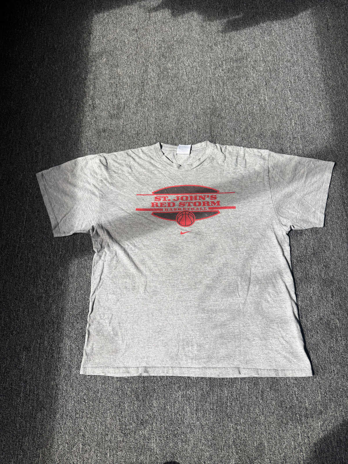 Grey St John’s Basketball Nike Shirt (XL)