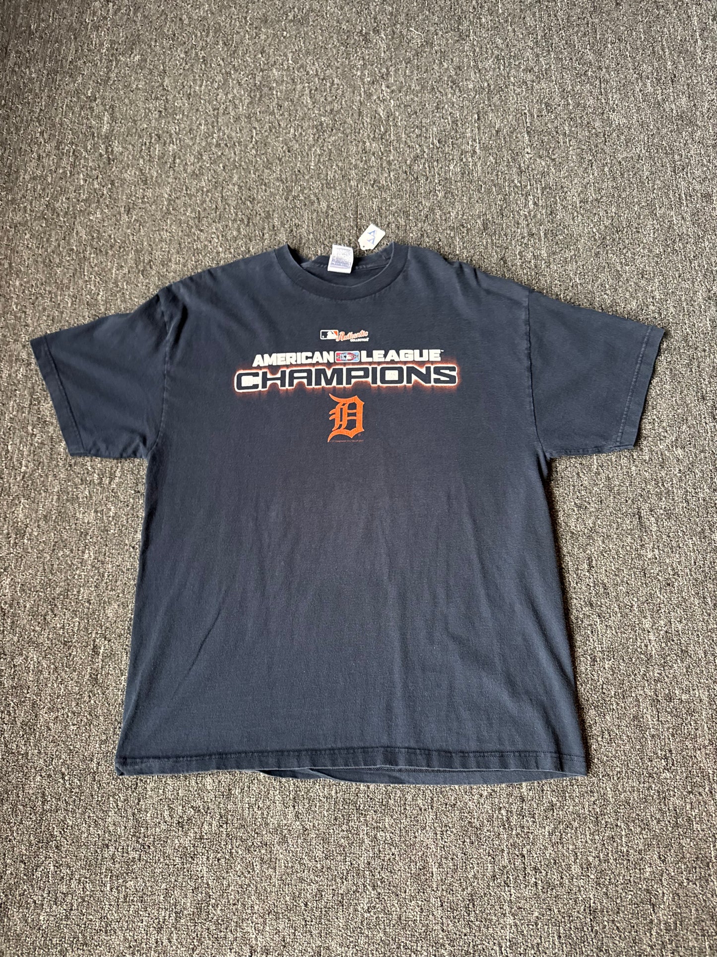 Navy Detroit Tigers MLB Champions Shirt (XL)