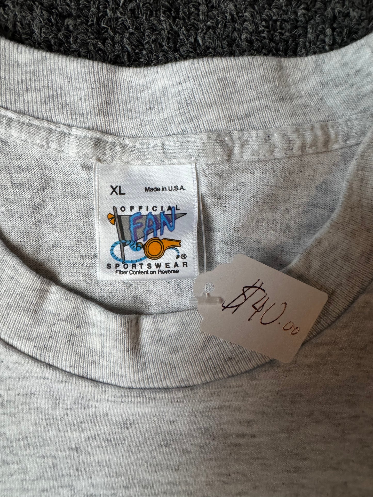 90s Grey MLB Atlanta Braves Shirt (XL)