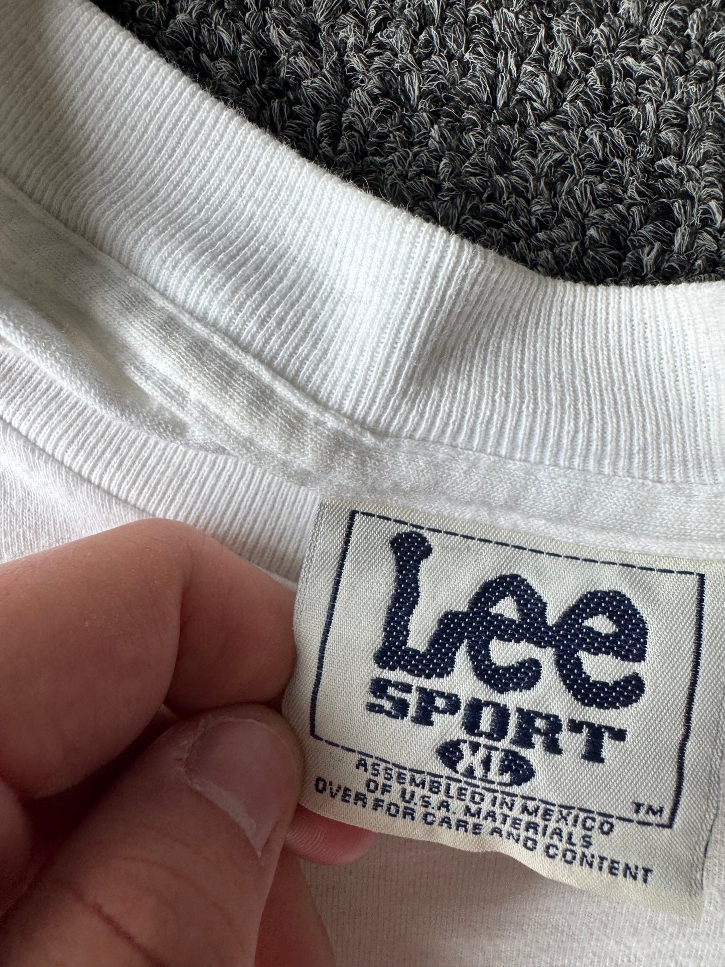 White Chicago White Sox Lee Shirt (XL)