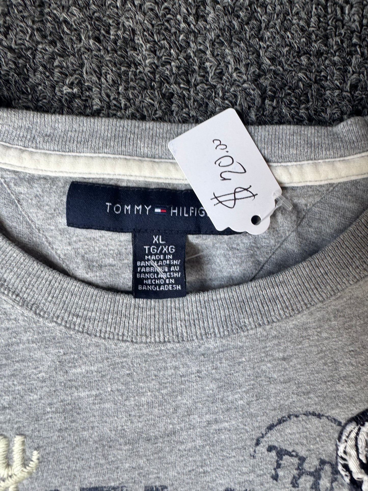 Light Grey Tommy Hilfiger Y2K Shirt (XL)