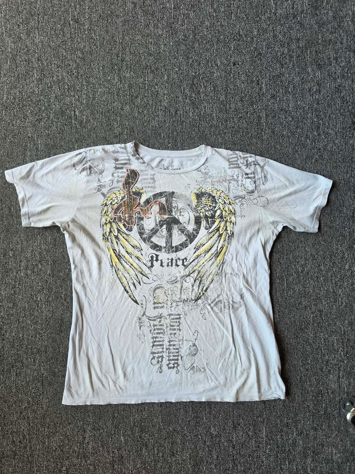 White Y2K Resurge Peace Sign Wings Shirt (XL)