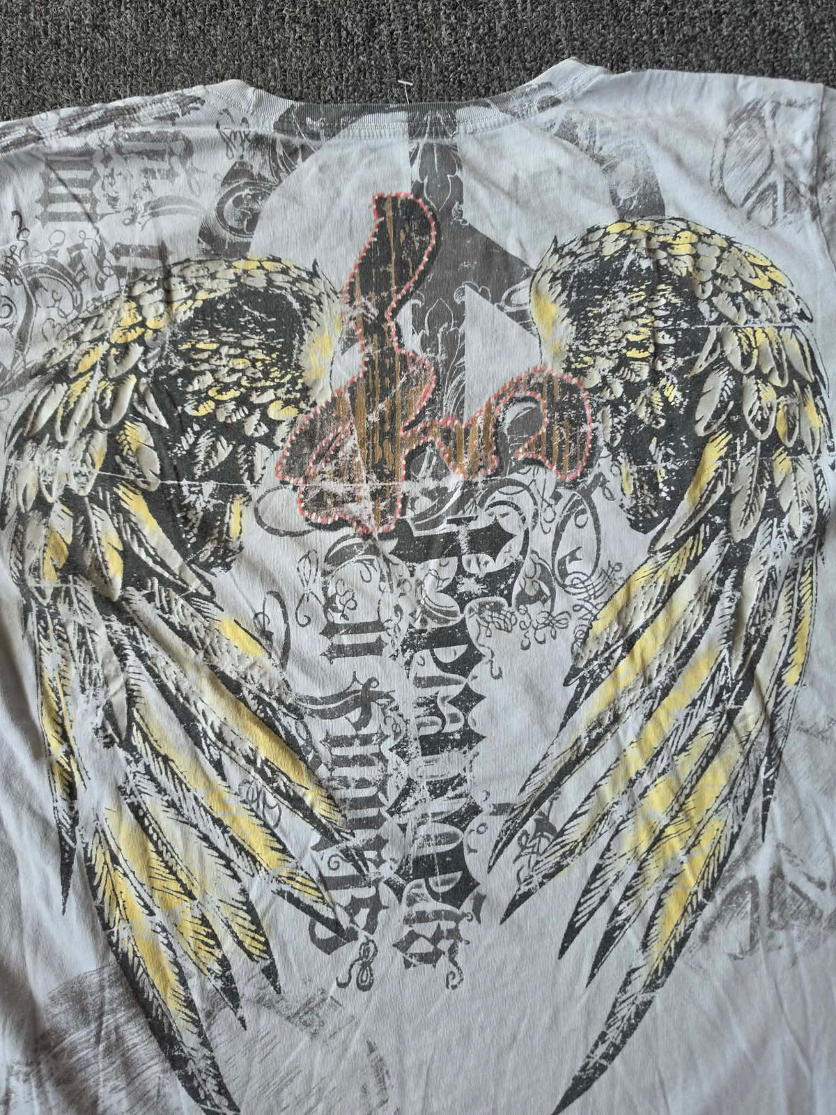 White Y2K Resurge Peace Sign Wings Shirt (XL)