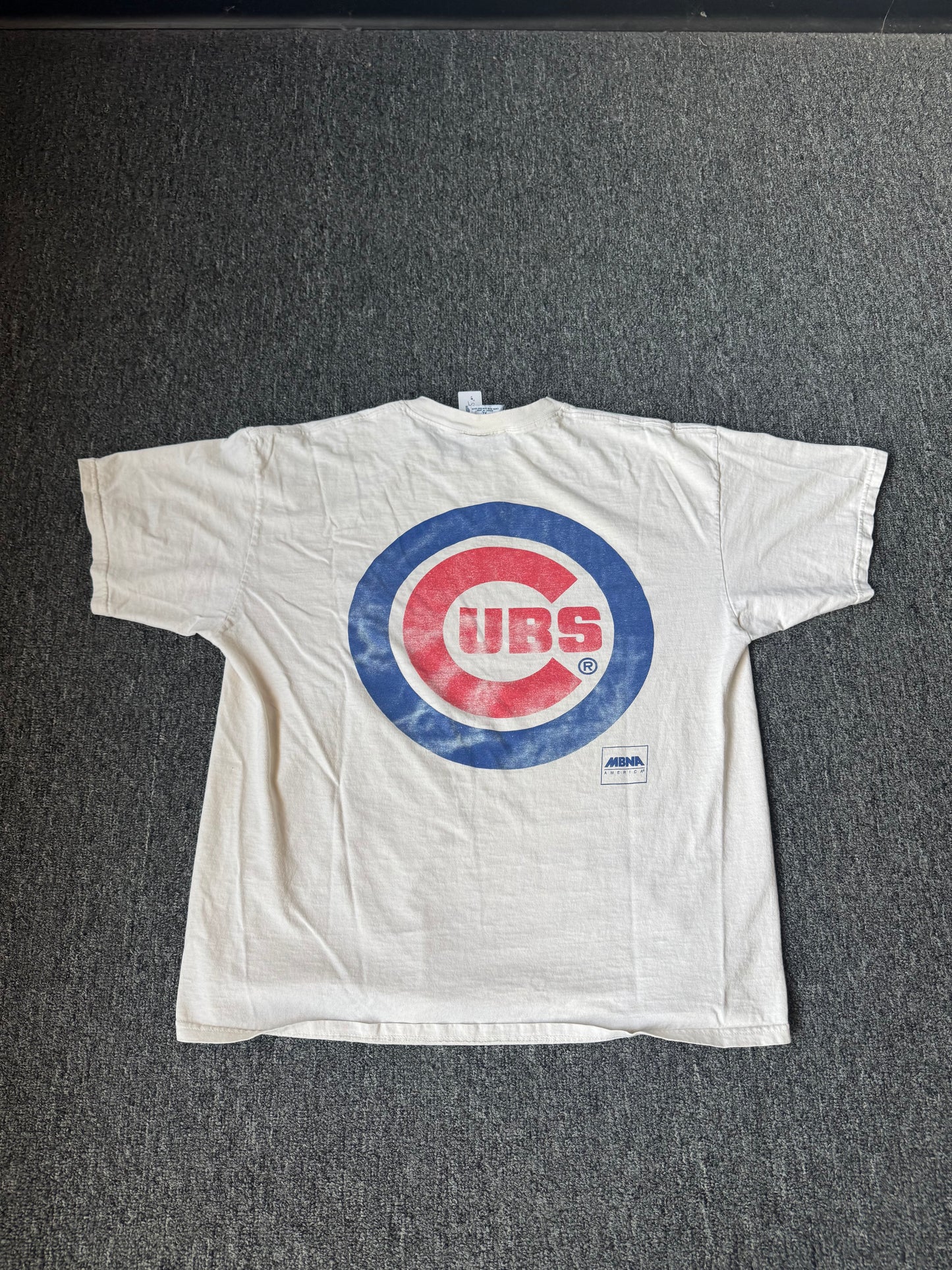 White Faded Chicago Cubs MLB Shirt (XL)