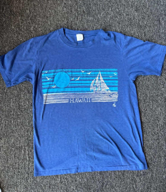 Hawaii Sailboat 80s Fader Tee (M)
