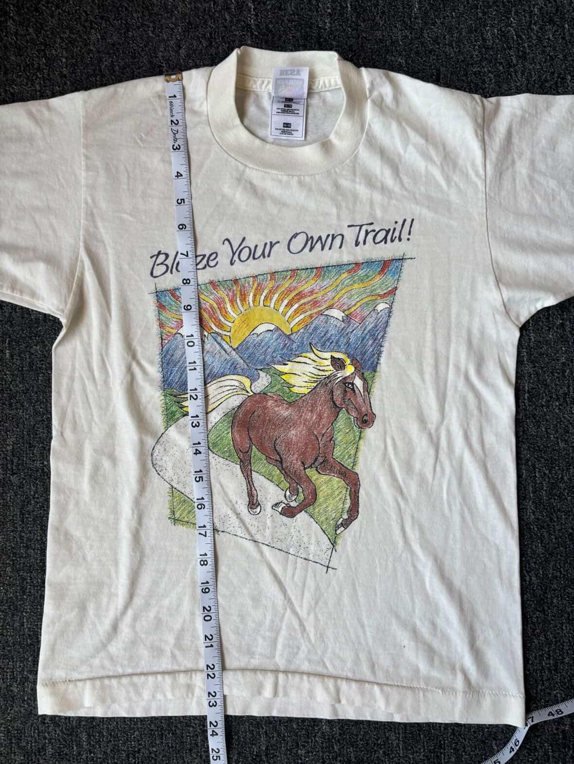 Blaze Your Own Trail Horses Nature Tee (S)
