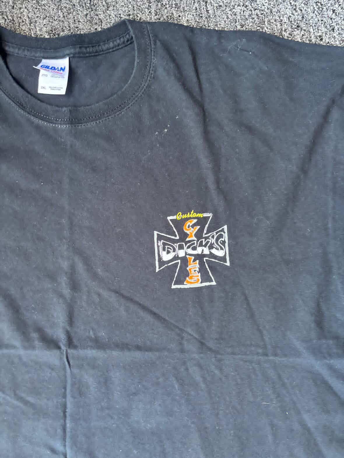 Dicks Last Resort Cycle "We've Got A Big One Between Our Legs" Funny Tee (2XL)