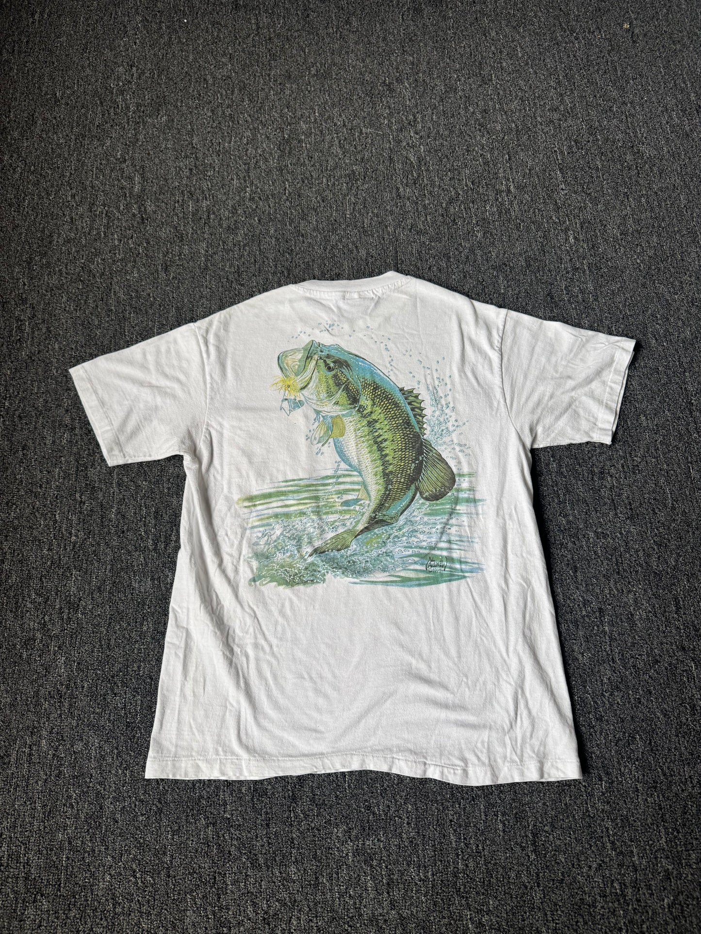 White 1991 Forest and Stream Bass Shirt (L)