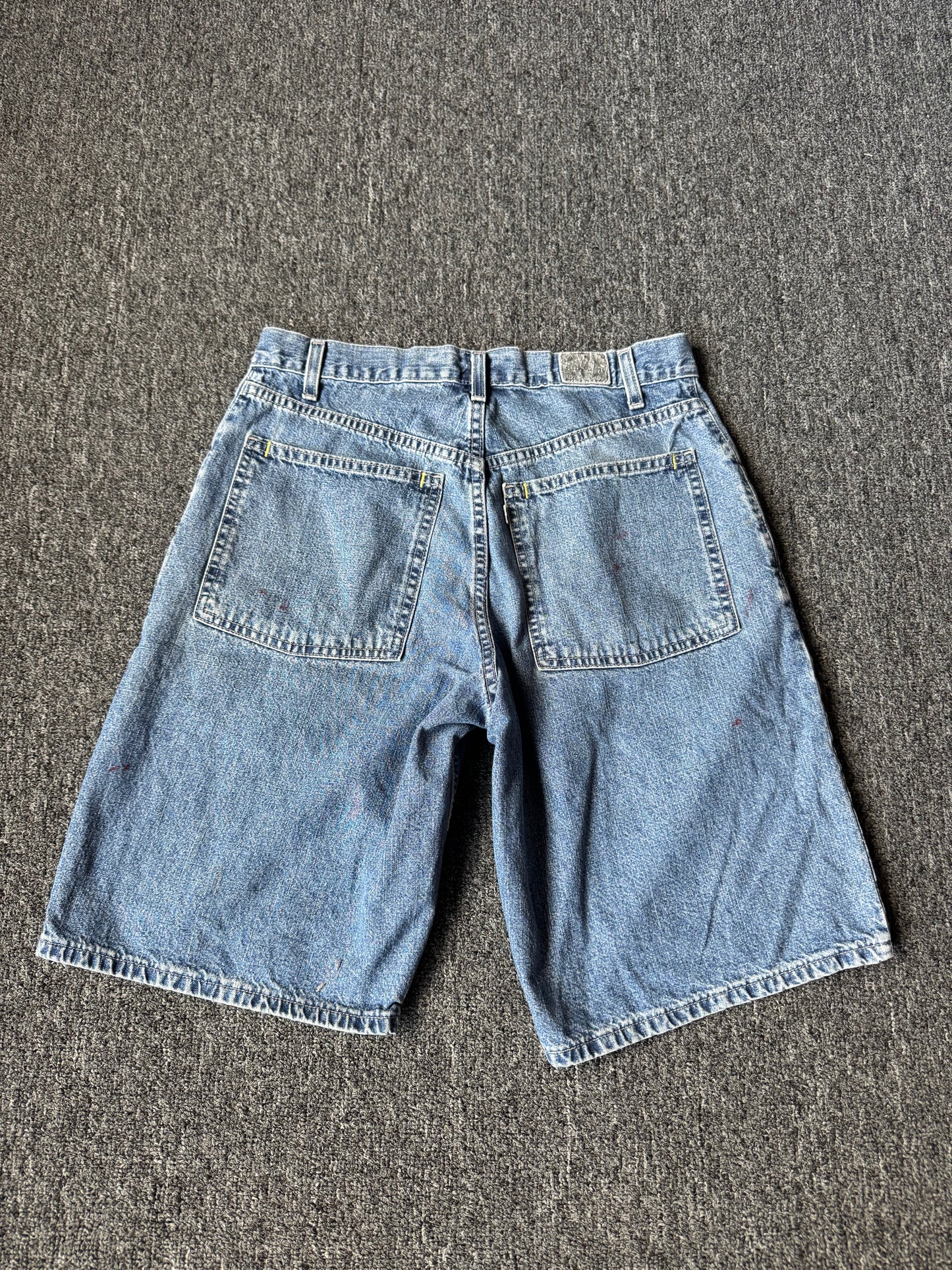 Silver Tab Levi’s Jorts (32)