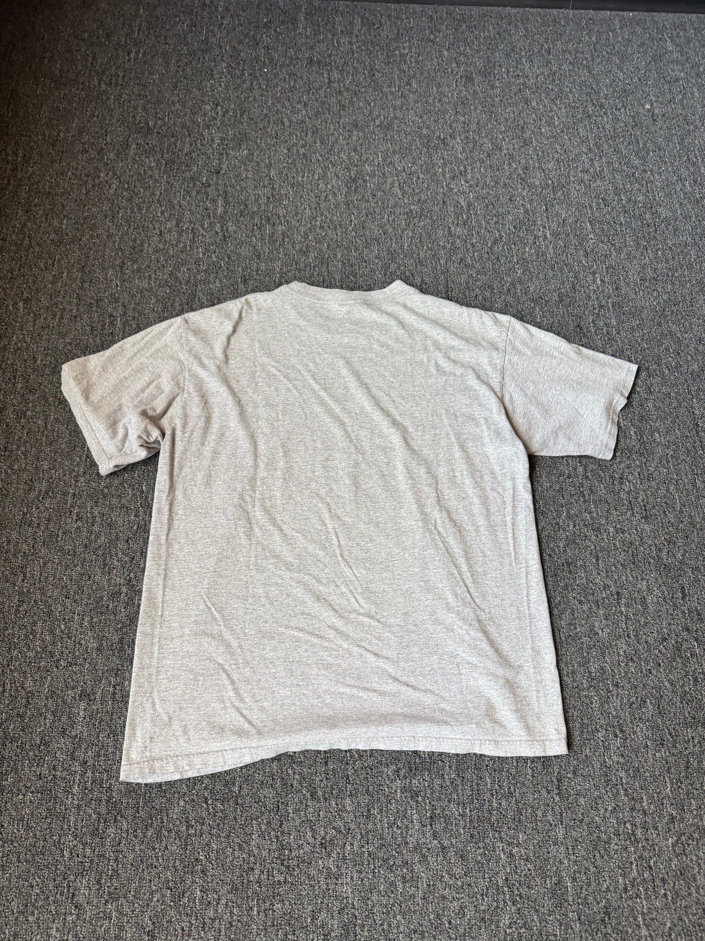 Grey 2000 Lee Sport New York Yankees Shirt (XL)