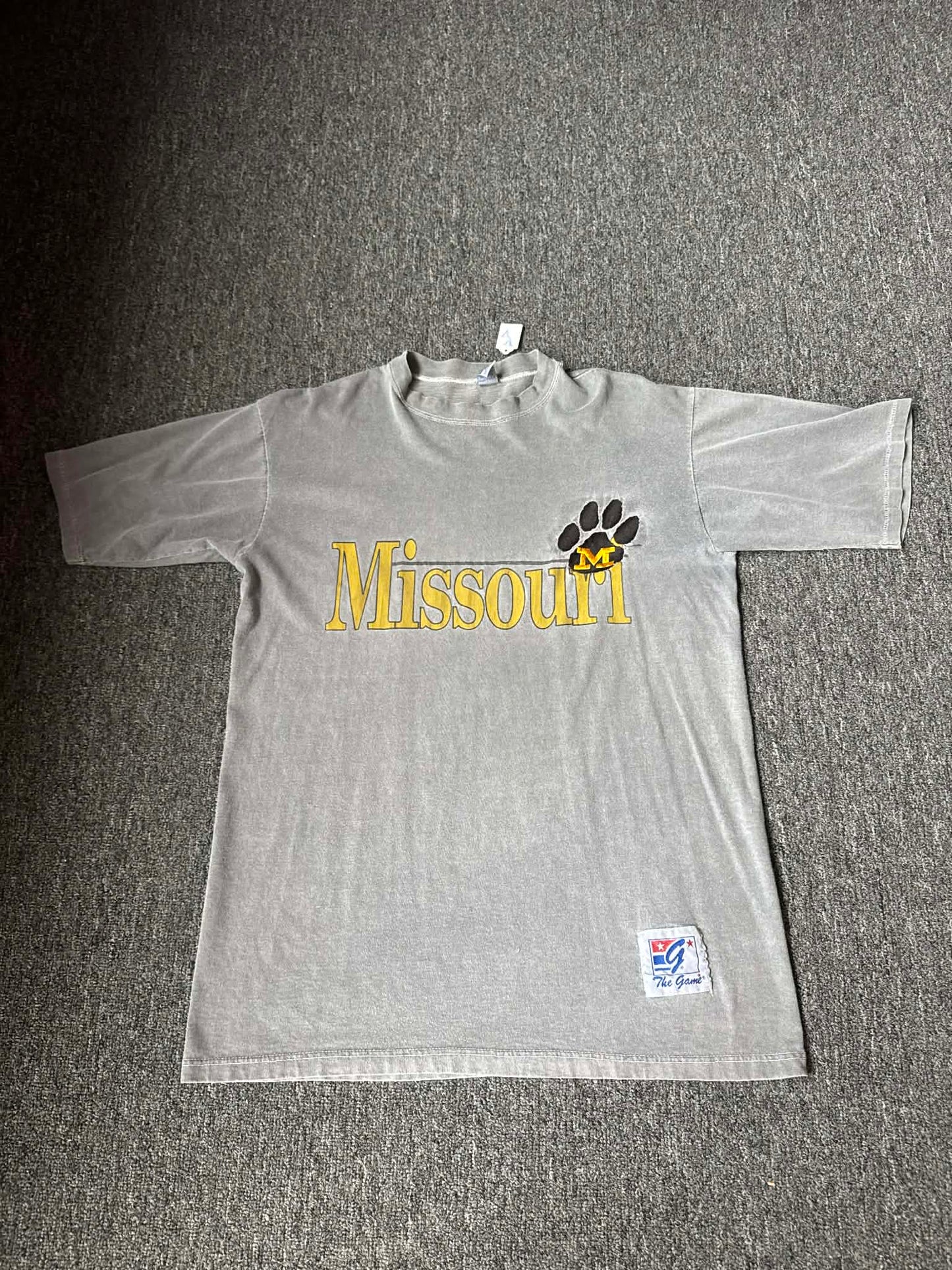 Missouri Tigers Vintage Tee Embroidered Paw - Size L - The Game Tag